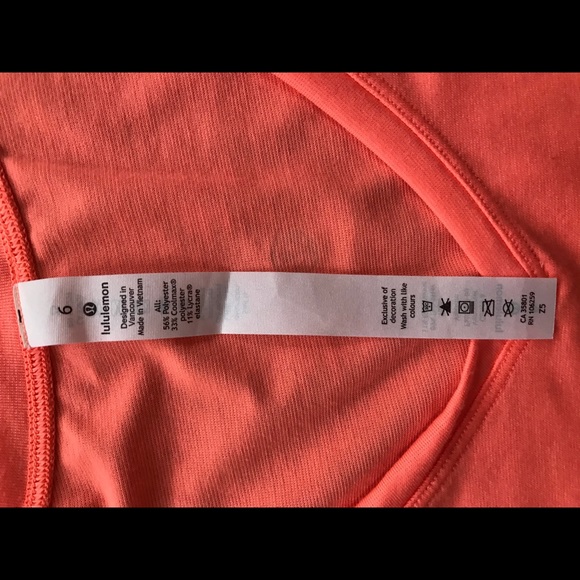 Lululemon short sleeve shirt . Exc. con, size 6. - Picture 2 of 4